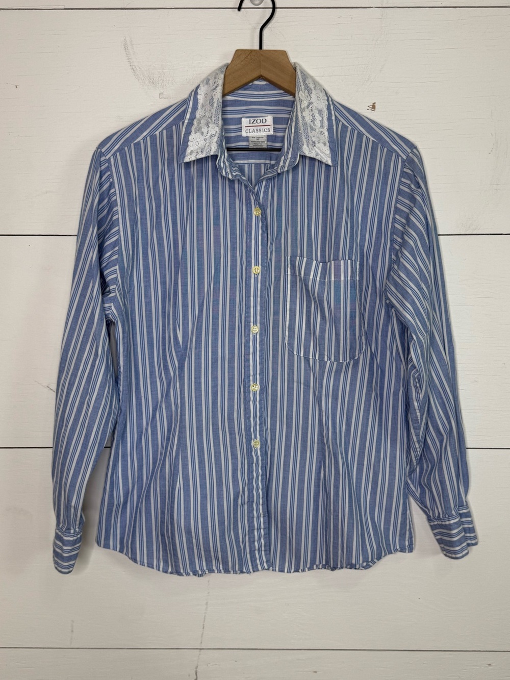 Izod • Classic Blue and White Vertical Stripe Button-Down Shirt Lace Collar 14